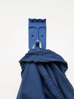 Studio Daphne Zuilhof Nosy  mask hook blue