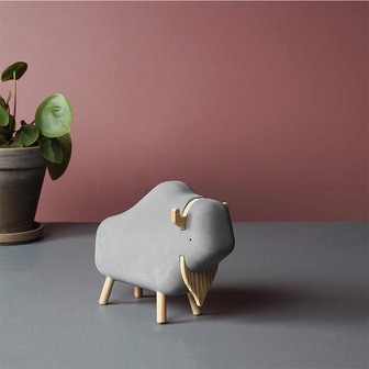 Korridor design Concrete animals Bison