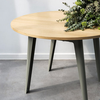 Tiptoe New Modern round table eucalyptus