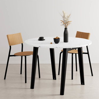 Tiptoe New Modern round table recycled plastic