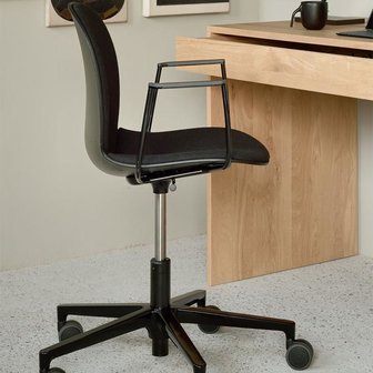 Ethnicraft RBM Noor office chair black