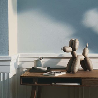 Boyhood Balloon dog oak small