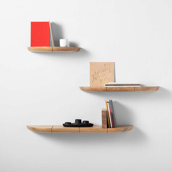 Emko paragraph shelves