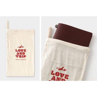 Traveler&#039;s Notebook - Love and Trip Edition Passport Size