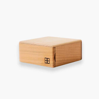 Hibi Sow wooden case Sakura