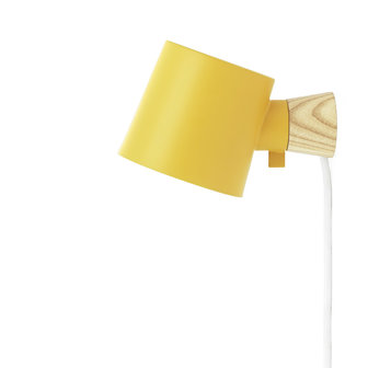 Rise wandlamp normann copenhagen geel