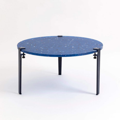 Tiptoe Pacifico table