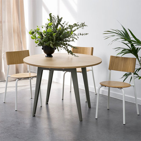 Tiptoe New Modern round table eucalyptus