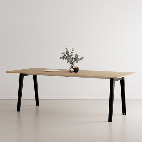 Tiptoe new modern dining table