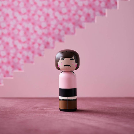 Lucie Kaas kokeshi Freddie i want to break free