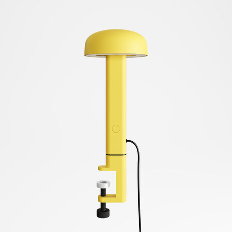 Tiptoe NOD lamp clam yellow