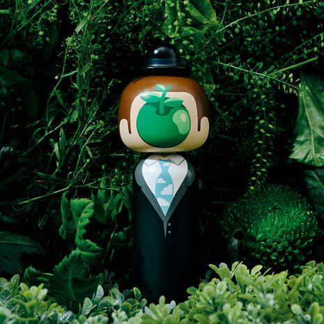 Lucie Kaas x Magritte kokeshi