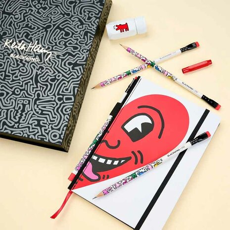 Blackwing Volume 292 Keith Haring "Smiling Heart" Gift Box