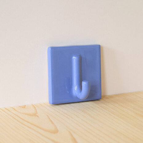 Studio Lotte Swart lavendelblauw hangop enkel