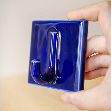 Studio Lotte Swart Hangop wandhaak single Cobalt Blauw