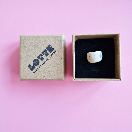 minimok stratiatella