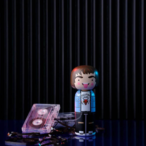 Lucie Kaas - Stranger Things - Eddy Munson Kokeshi Pop