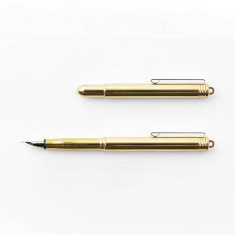 Traveler's Company brass fountain pen