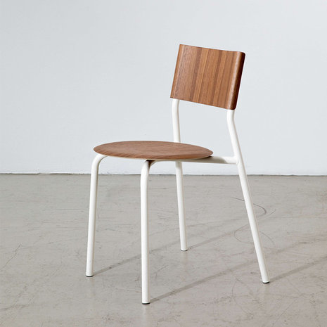 Tiptoe SSD chair white walnut