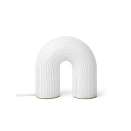 Ferm Living Vuelta Tafellamp Ferm Living Vuelta Tafellamp