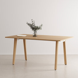 TIPTOE New Modern Full Wood- Eettafel TIPTOE New Modern Full Wood- Eettafel
